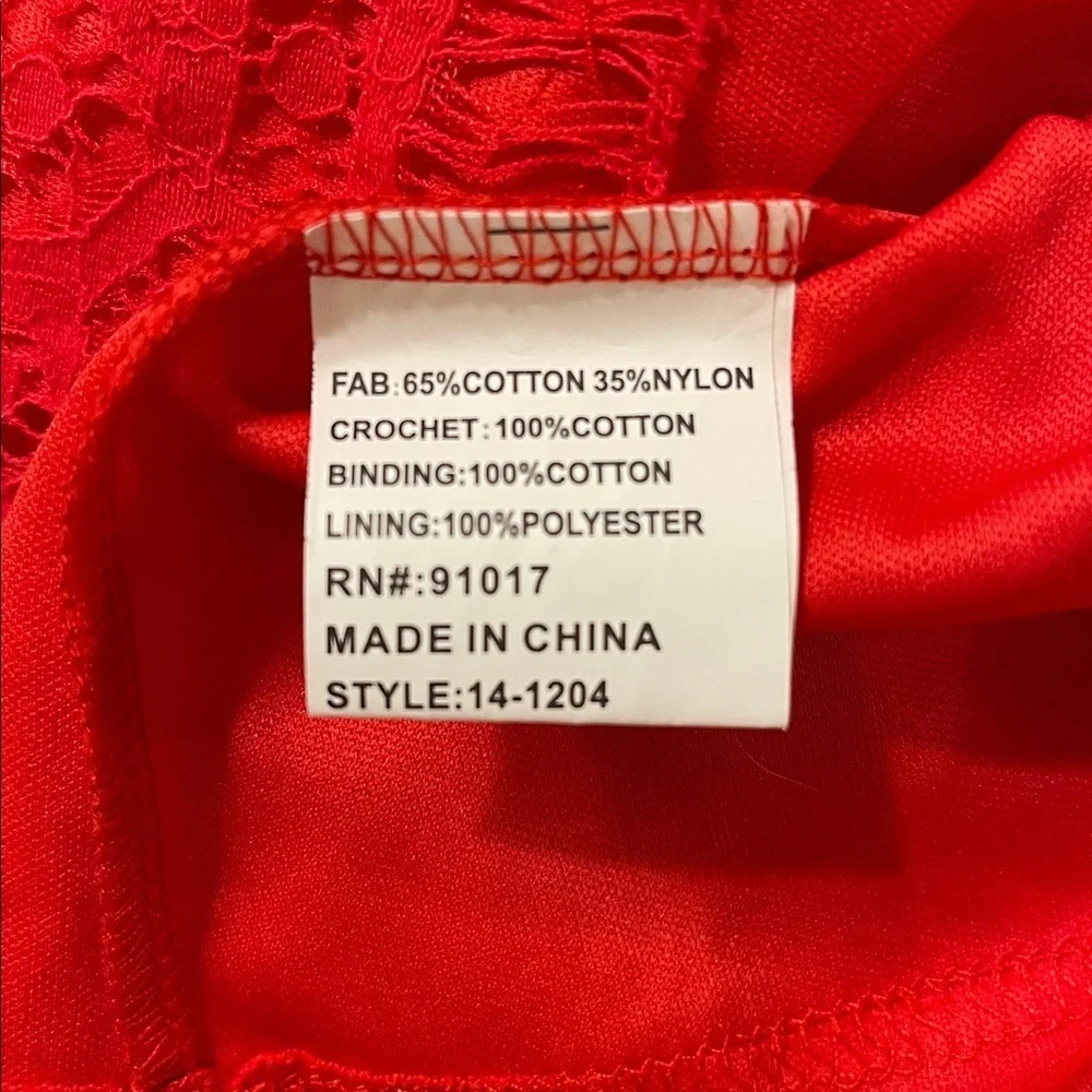 NWT Solitaire Red Lace Sleeveless Top | Size Small - Picture 5 of 5